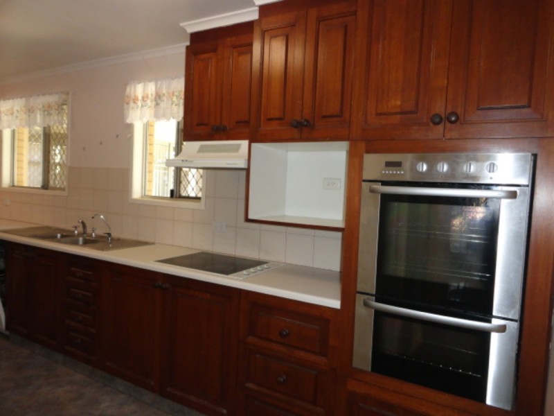 155 Rowbotham Street, Rangeville QLD 4350