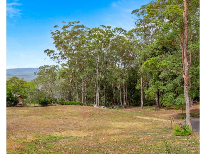 12 Wirra Wirra Street, Mount Lofty QLD 4350