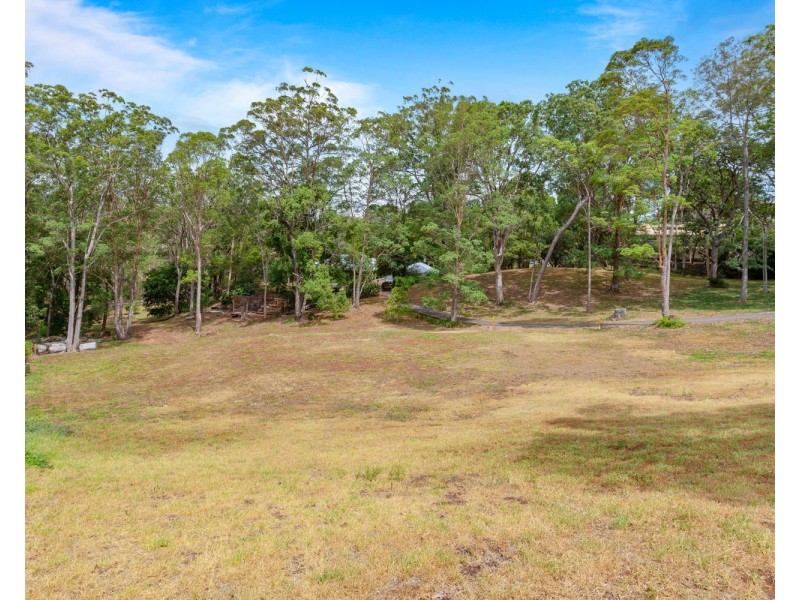 12 Wirra Wirra Street, Mount Lofty QLD 4350