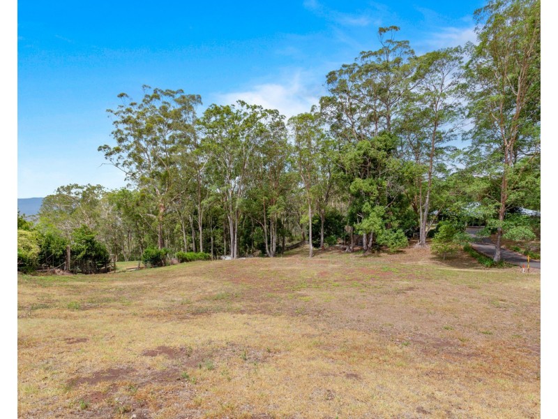 12 Wirra Wirra Street, Mount Lofty QLD 4350