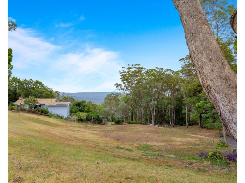 12 Wirra Wirra Street, Mount Lofty QLD 4350