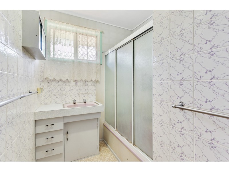 531 Stenner Street, Harristown QLD 4350