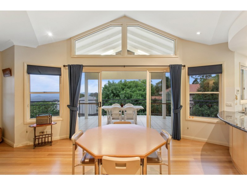 46 Windemere Terrace, Mount Lofty QLD 4350