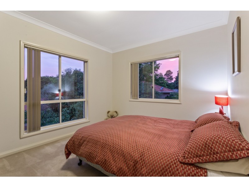 46 Windemere Terrace, Mount Lofty QLD 4350