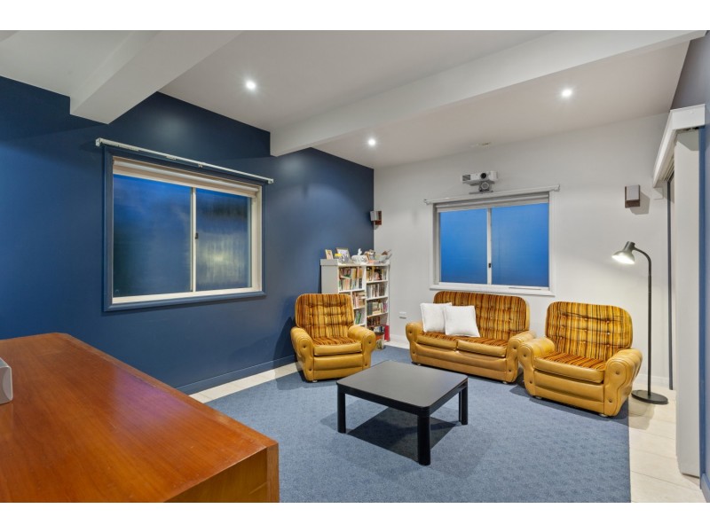 46 Windemere Terrace, Mount Lofty QLD 4350