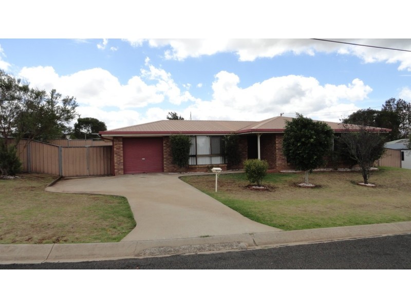 11 Montana Street, Wilsonton Heights QLD 4350