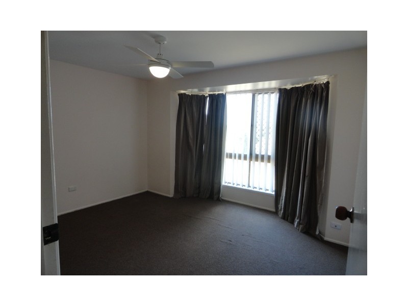 11 Montana Street, Wilsonton Heights QLD 4350