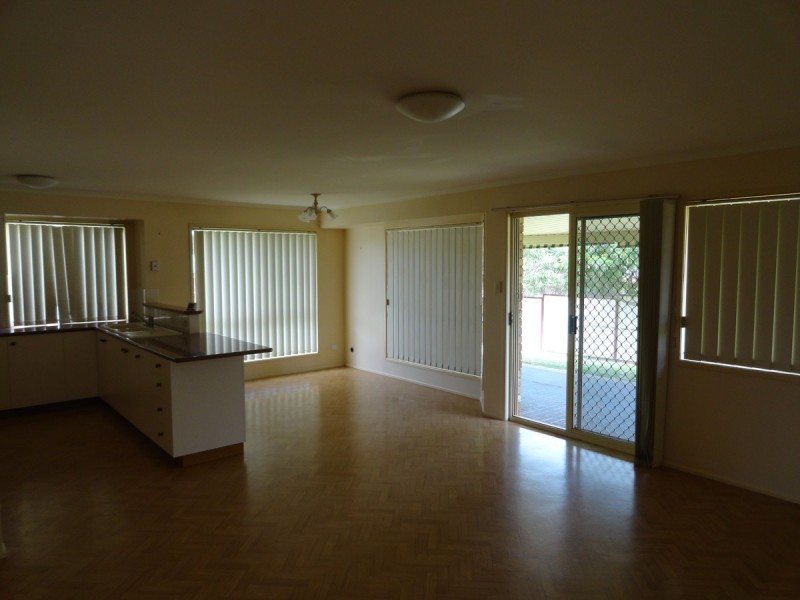 1 Hillcroft Court, Darling Heights QLD 4350