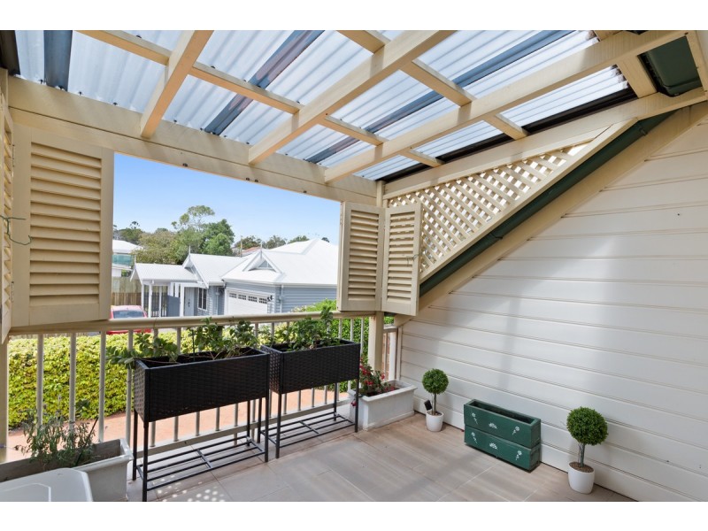 2/60 Crown Street, Rangeville QLD 4350