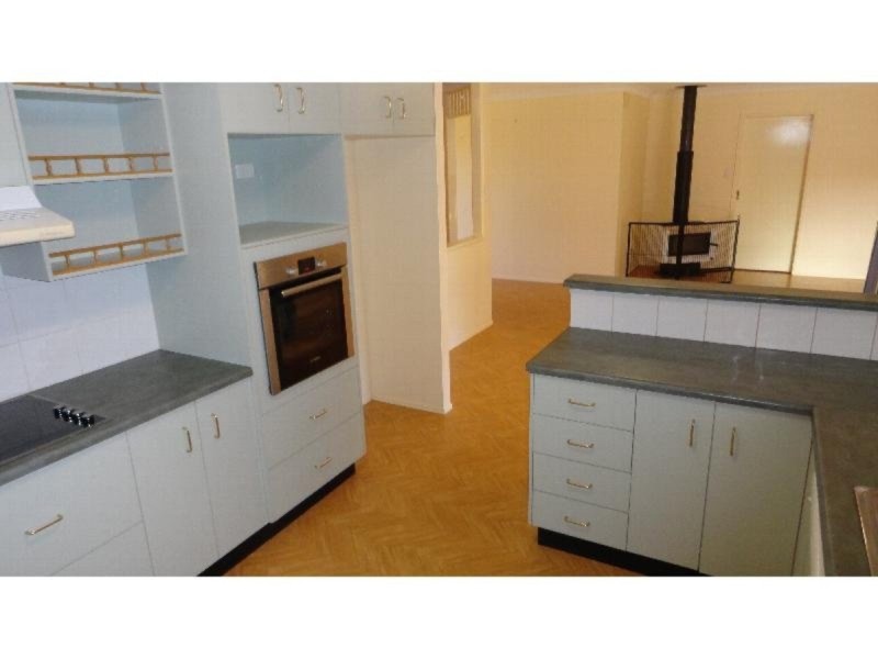 27 Paddington Court, Middle Ridge QLD 4350