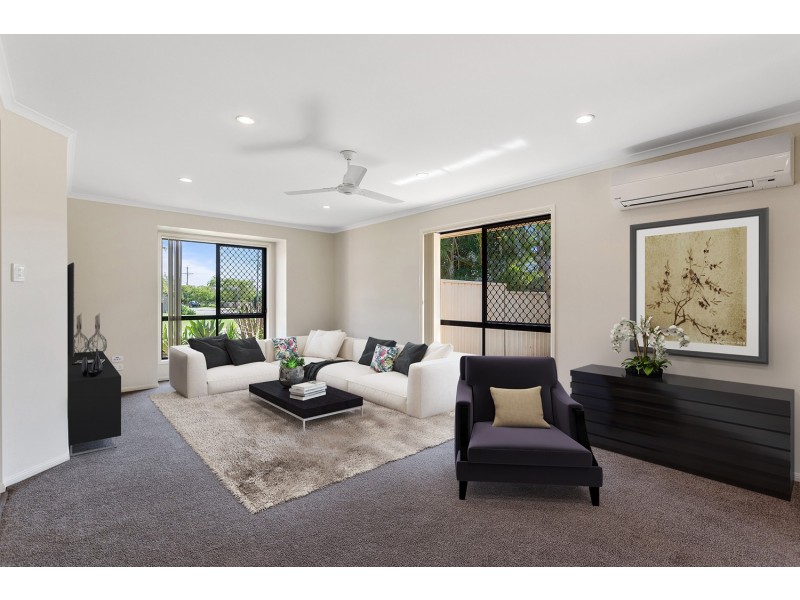 2 Chifley Court, Middle Ridge QLD 4350