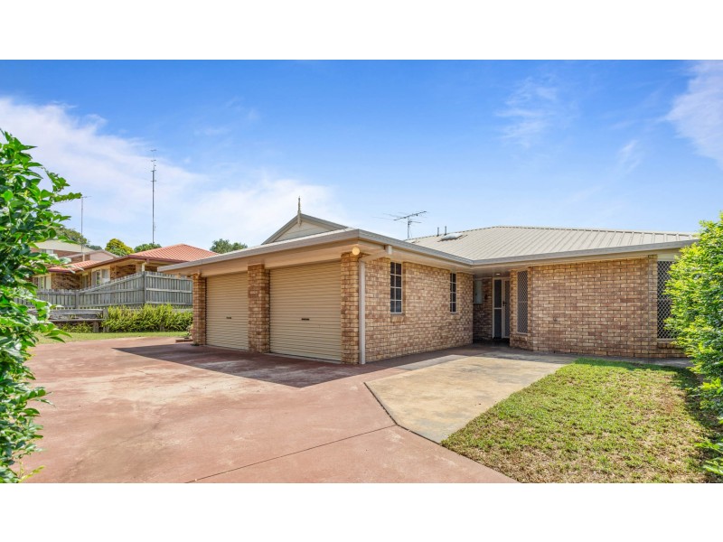 2/30 Horrocks Crescent, Kearneys Spring QLD 4350