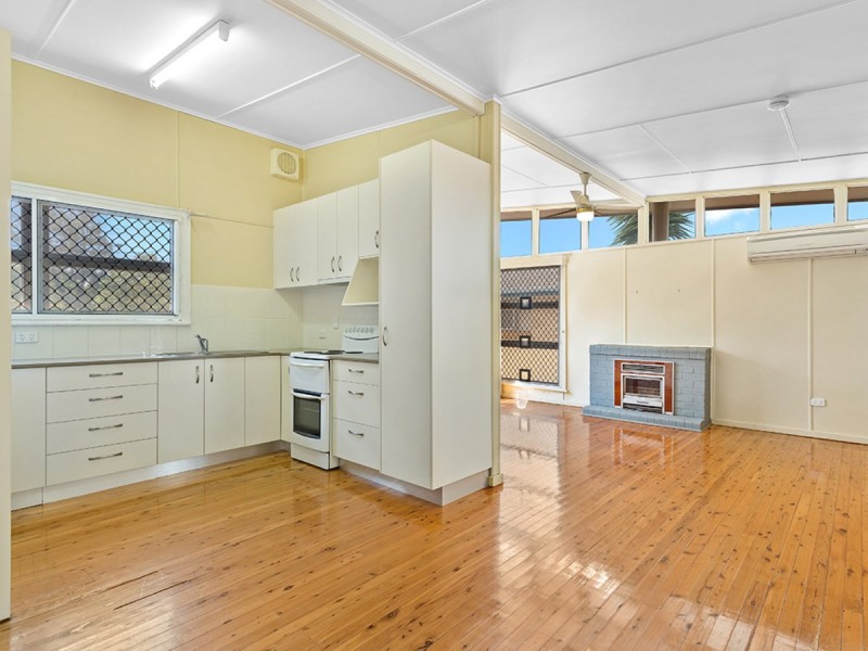 66 Underwood Crescent, Harristown QLD 4350