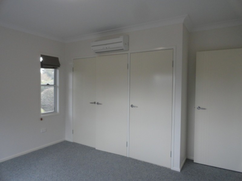 2/3 Mayes Street, East Toowoomba QLD 4350