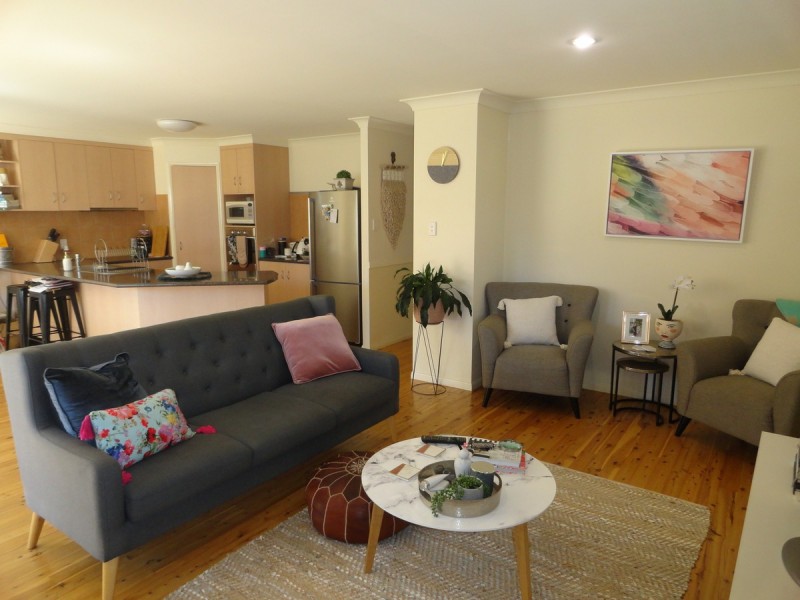 11 Kent Street, East Toowoomba QLD 4350
