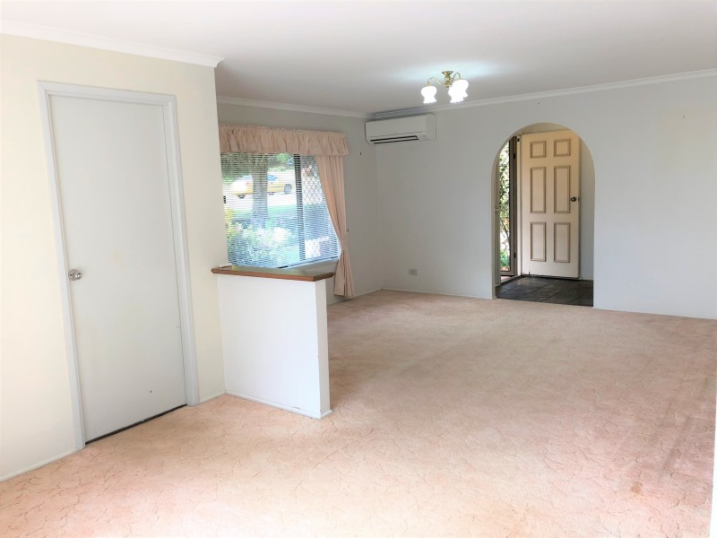 11 Lorraine Crescent, Centenary Heights QLD 4350