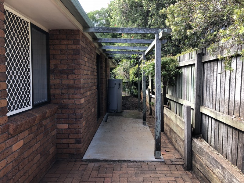 11 Lorraine Crescent, Centenary Heights QLD 4350