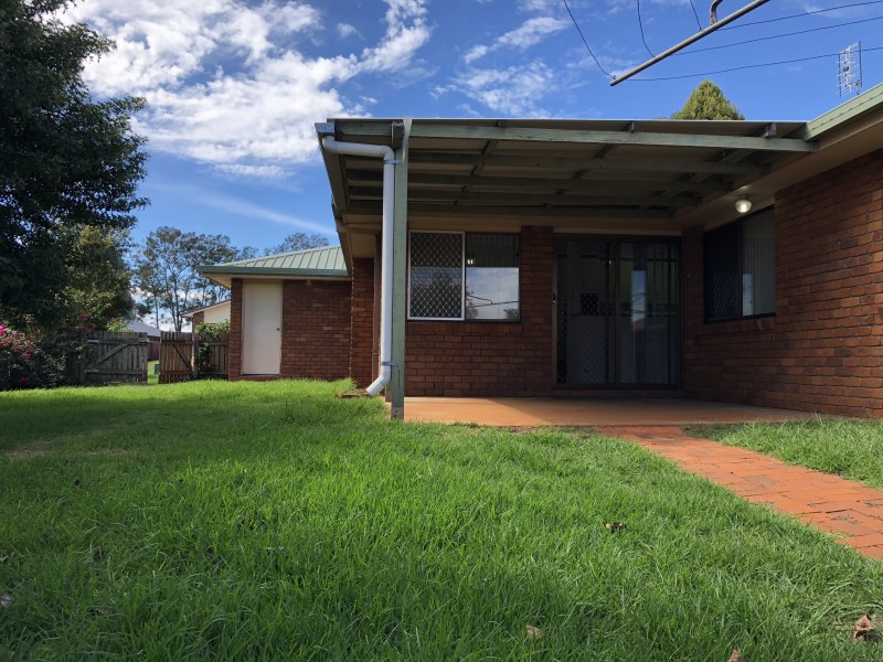 11 Lorraine Crescent, Centenary Heights QLD 4350