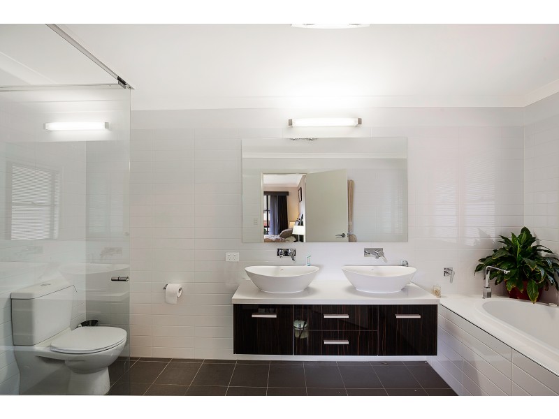 144 Mackenzie Street, East Toowoomba QLD 4350