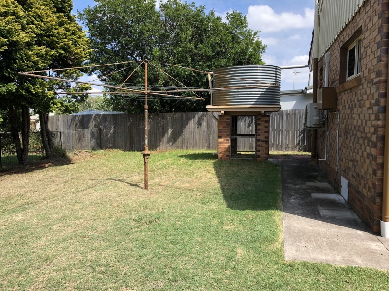 16 Crown Street, Rangeville QLD 4350