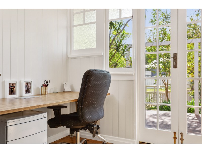 92 Lindsay Street, East Toowoomba QLD 4350