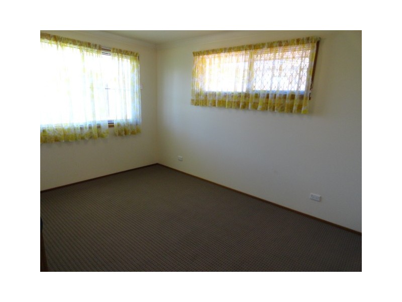 20 Arabian Street, Harristown QLD 4350