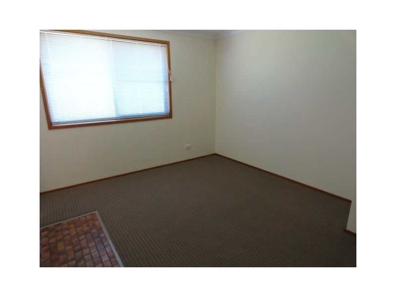 20 Arabian Street, Harristown QLD 4350