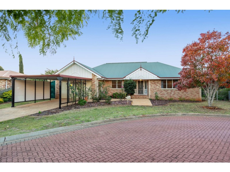 3 Kruiswijk Court, Middle Ridge QLD 4350