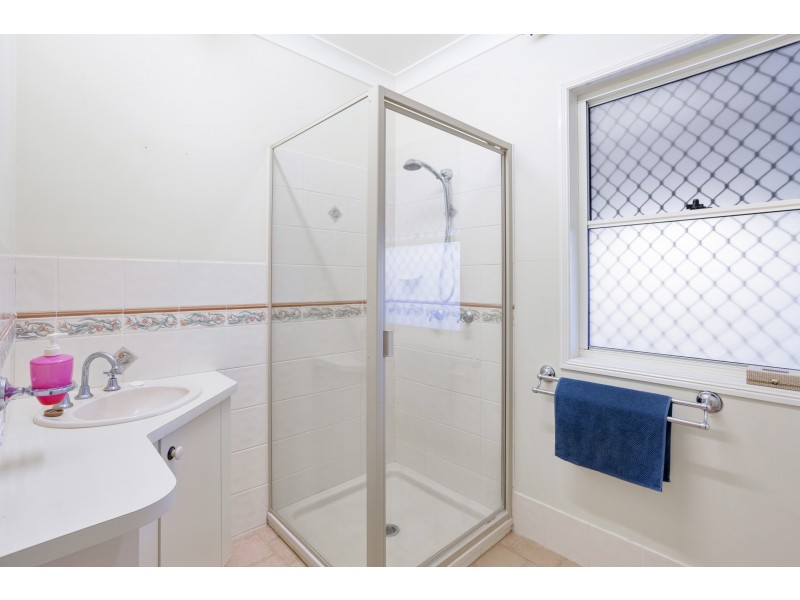 3 Kruiswijk Court, Middle Ridge QLD 4350