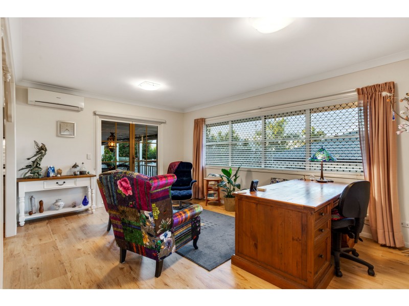 3 Kruiswijk Court, Middle Ridge QLD 4350