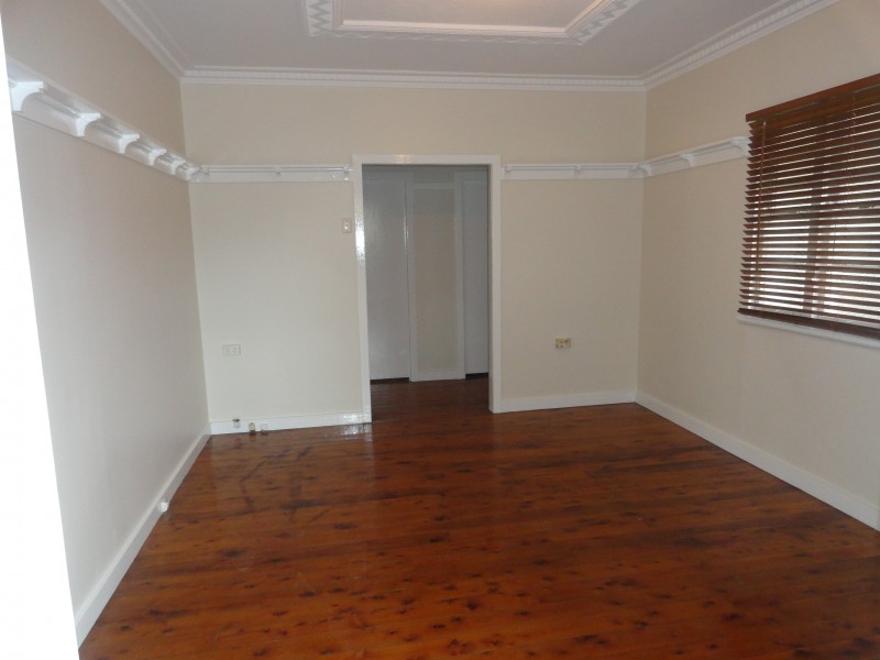 274 Bridge Street, Newtown QLD 4350