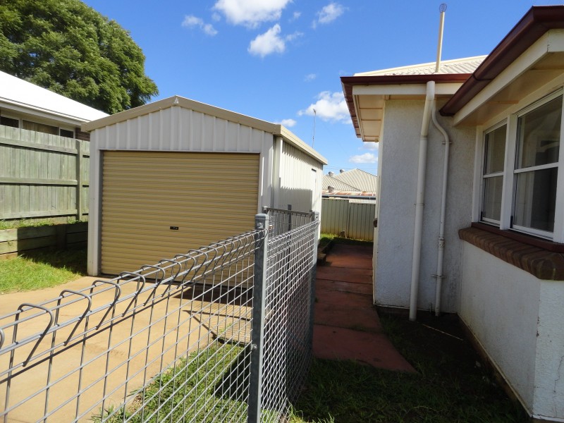 274 Bridge Street, Newtown QLD 4350