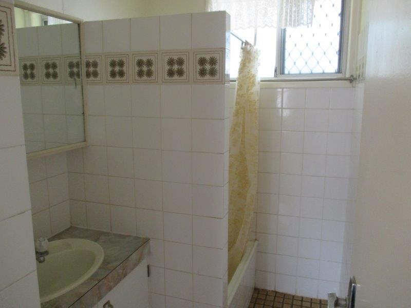 1/30a Esmond Street, Rockville QLD 4350