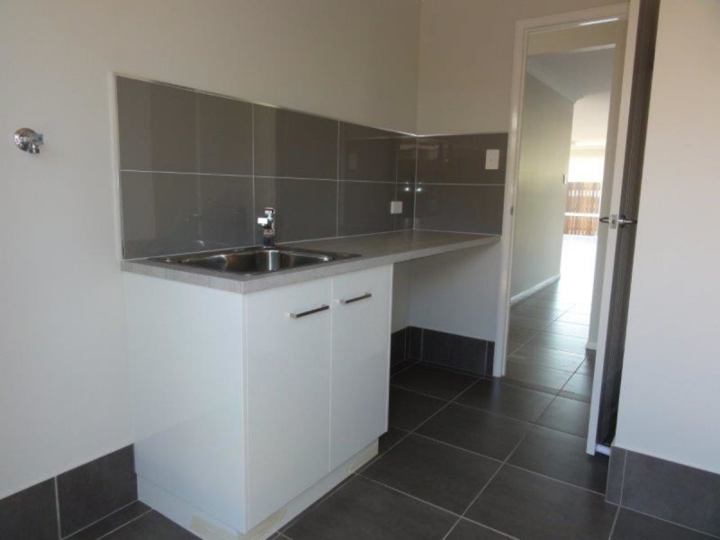 17 Brimblecombe, Middle Ridge QLD 4350