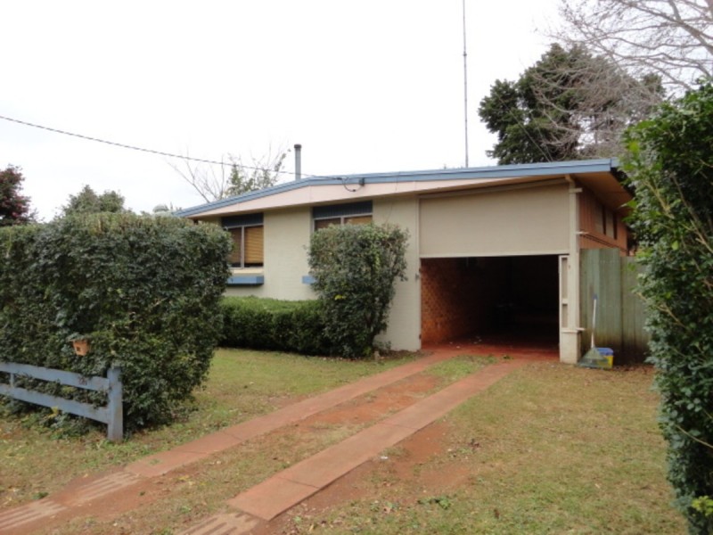 226 Mackenzie Street, Rangeville QLD 4350