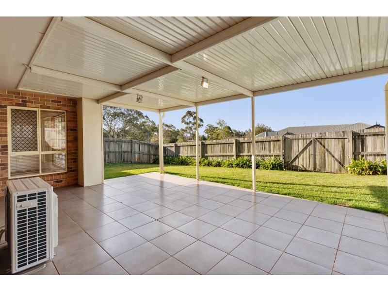 54 Bouganvillea Drive, Middle Ridge QLD 4350