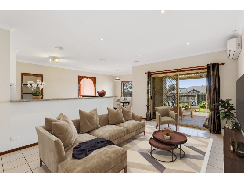 54 Bouganvillea Drive, Middle Ridge QLD 4350