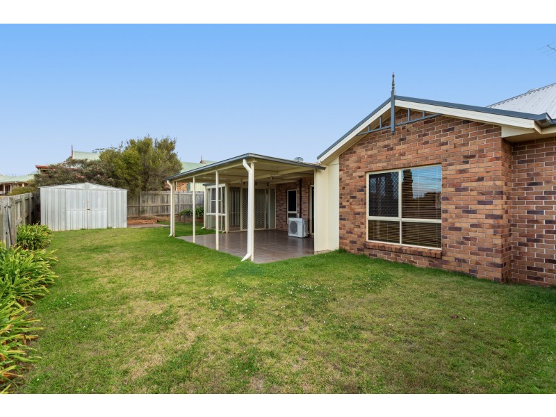 54 Bouganvillea Drive, Middle Ridge QLD 4350
