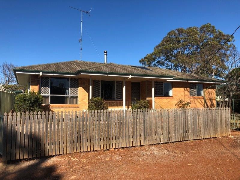 26 Park Street, Wilsonton QLD 4350
