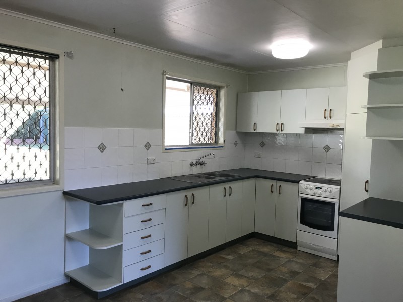 26 Park Street, Wilsonton QLD 4350