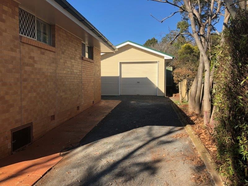 26 Park Street, Wilsonton QLD 4350