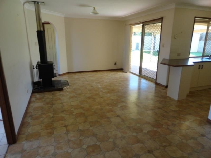 2 Findley Court, Darling Heights QLD 4350