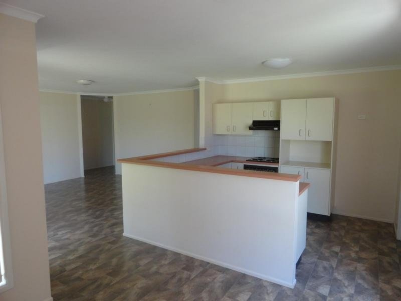 5 Wirraway Drive, Wilsonton QLD 4350