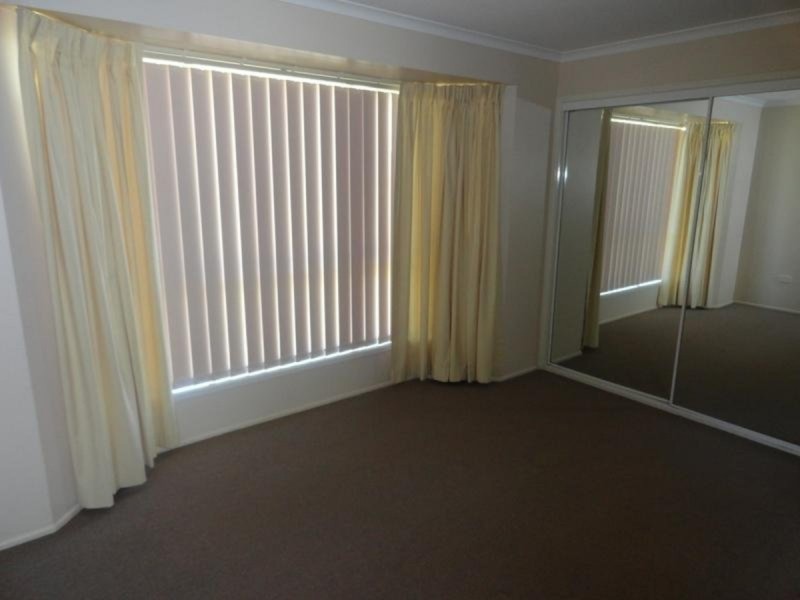 5 Wirraway Drive, Wilsonton QLD 4350