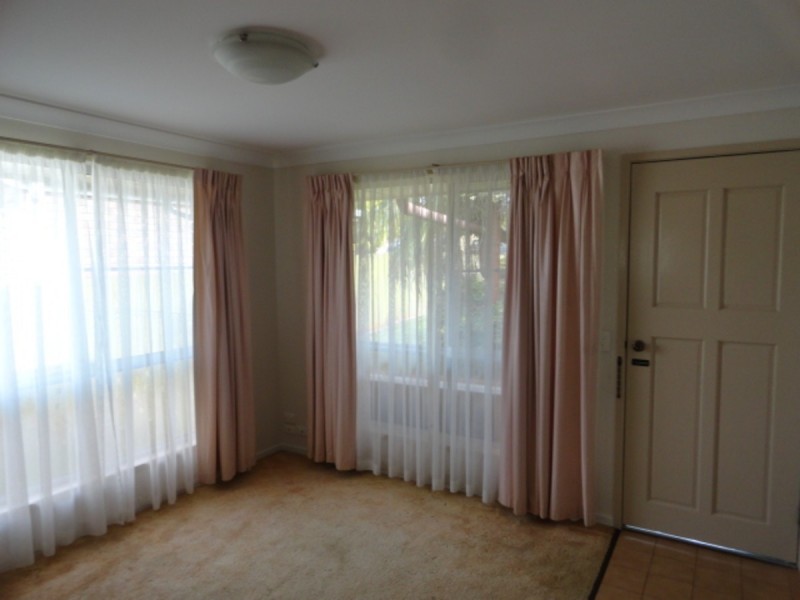 1/166 Ramsay Street, Centenary Heights QLD 4350