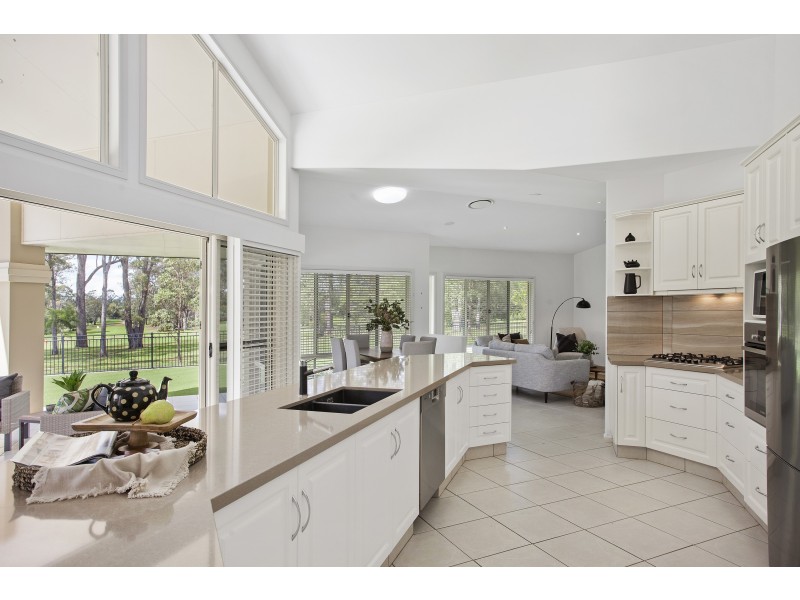 3 St Andrews Court, Middle Ridge QLD 4350