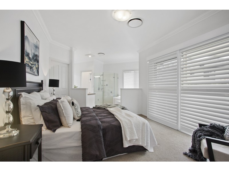 3 St Andrews Court, Middle Ridge QLD 4350