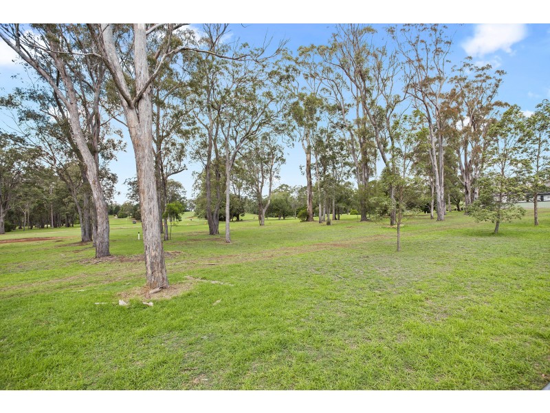 3 St Andrews Court, Middle Ridge QLD 4350
