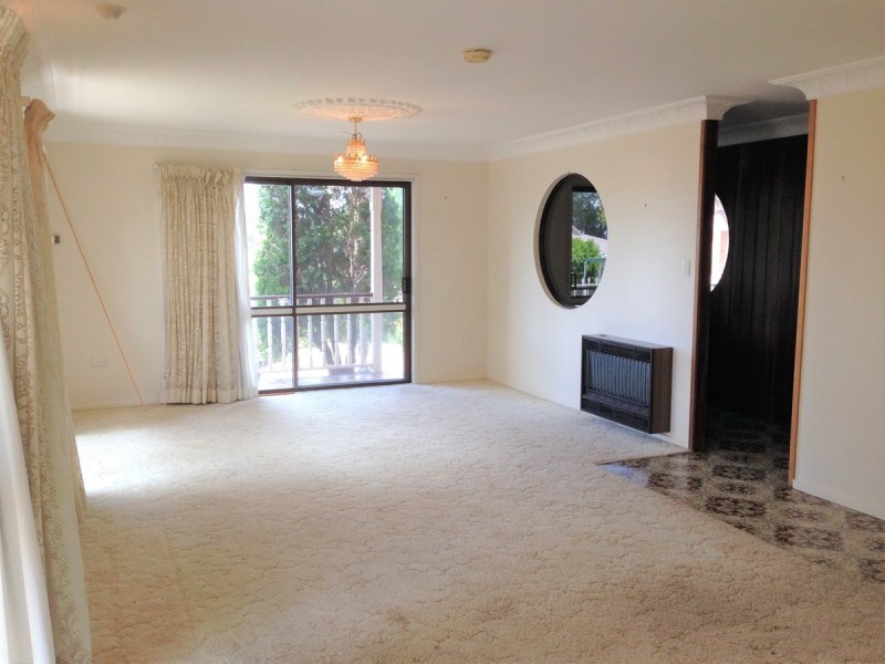 8 Gascony Street, Harristown QLD 4350