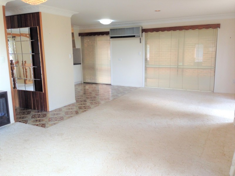 8 Gascony Street, Harristown QLD 4350